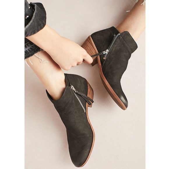 🏹🆕 Sam Edelman ❃ Zipper Bootie ❃ Taupe Suede ❃ - Picture 2 of 8